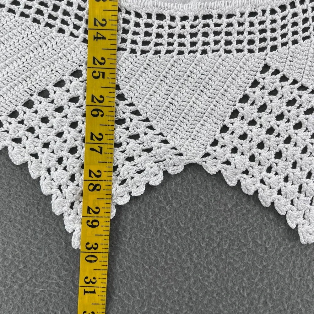 Vintage Round White Cotton Crochet Starburst Lace Tablecloth 30 Inch Doily Boho